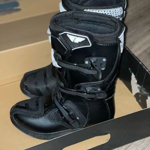 Maverick boots
